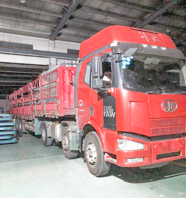 2018.7.2  江西贛州公交站臺、候車亭發(fā)貨